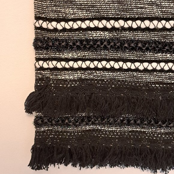 H & M Textured Black Fringe Skirt Size 14 NWT - Picture 5 of 8